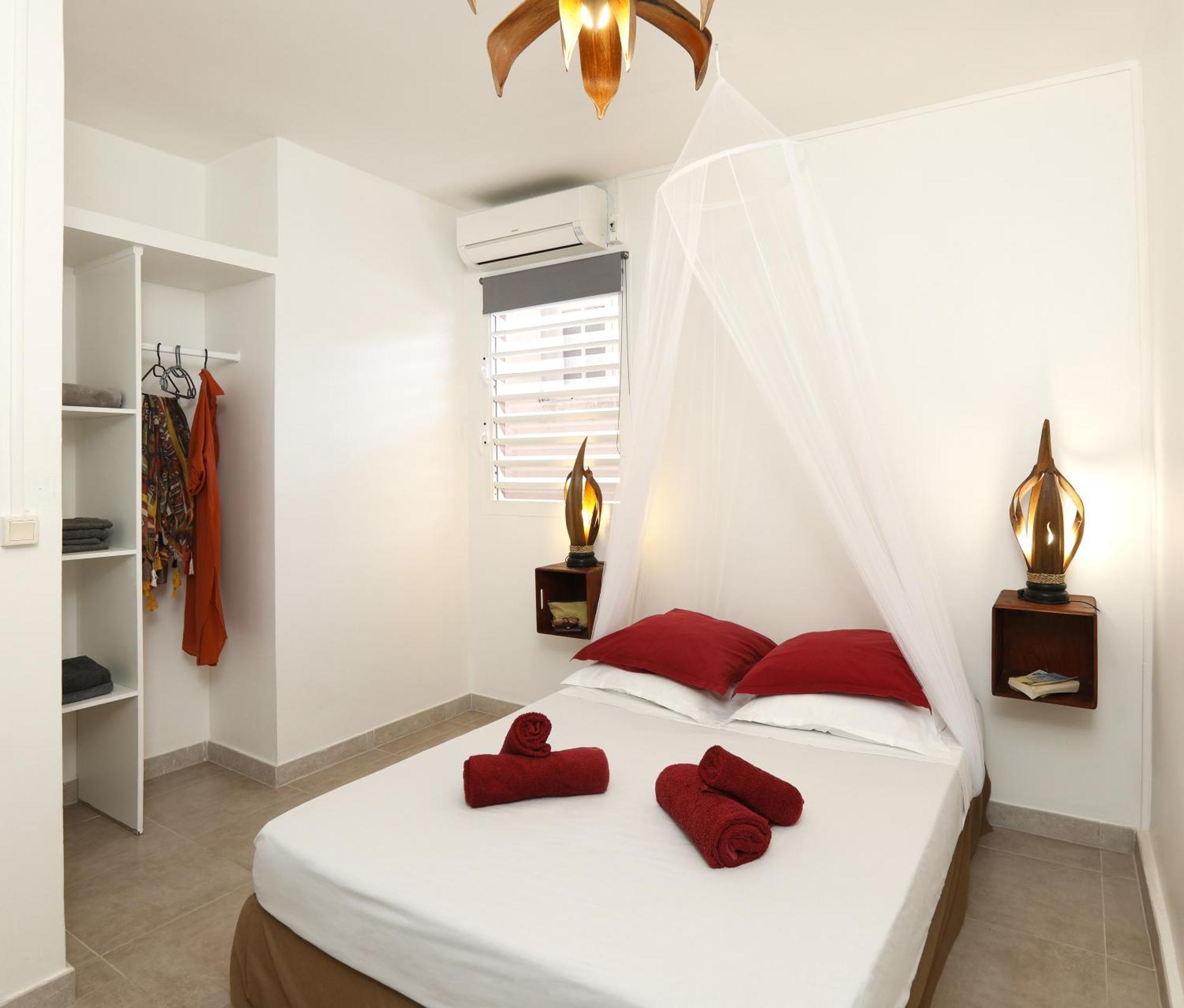 Villa Kanelle, F4, commerces et plage à 100m, Le Diamant Exterior foto